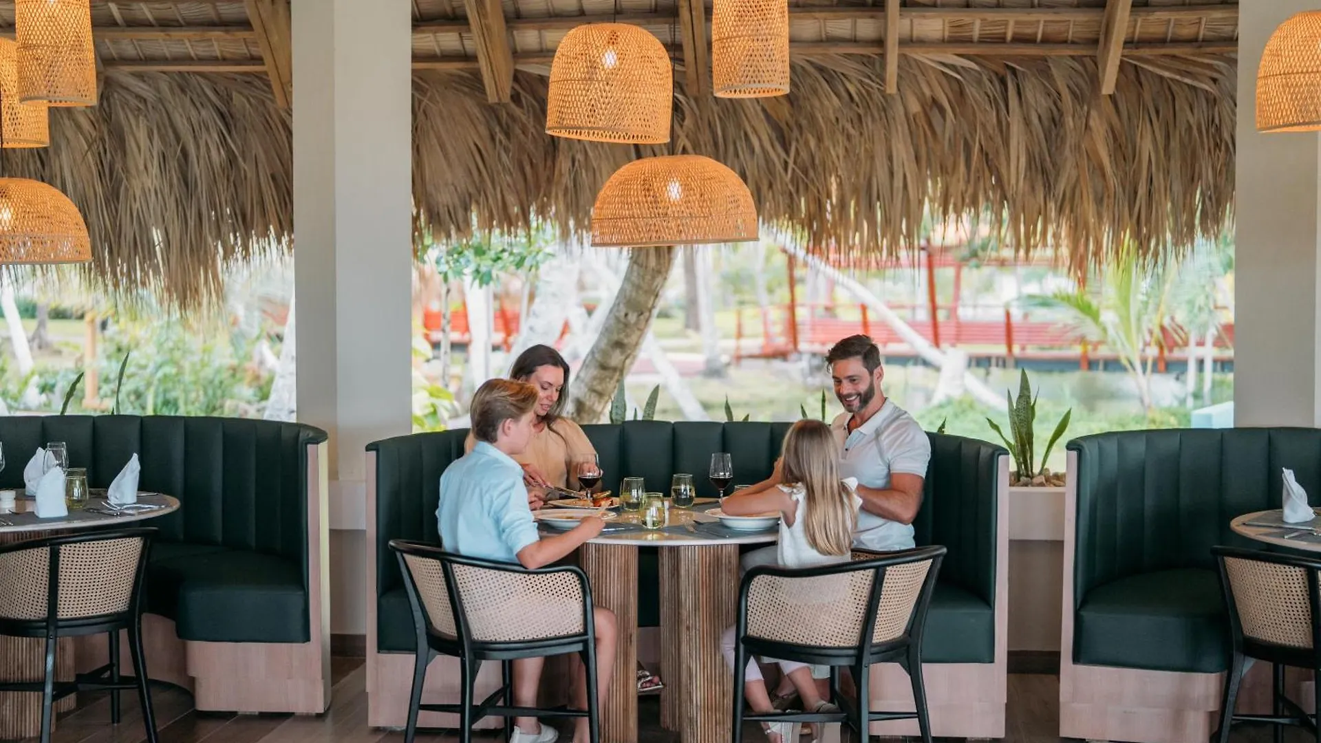Wyndham Alltra Samana All Inclusive Resort 4*,  Dominikana