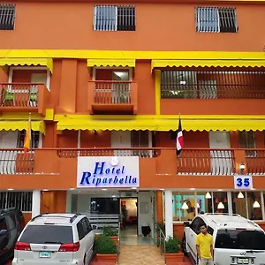 Hotel Riparbella